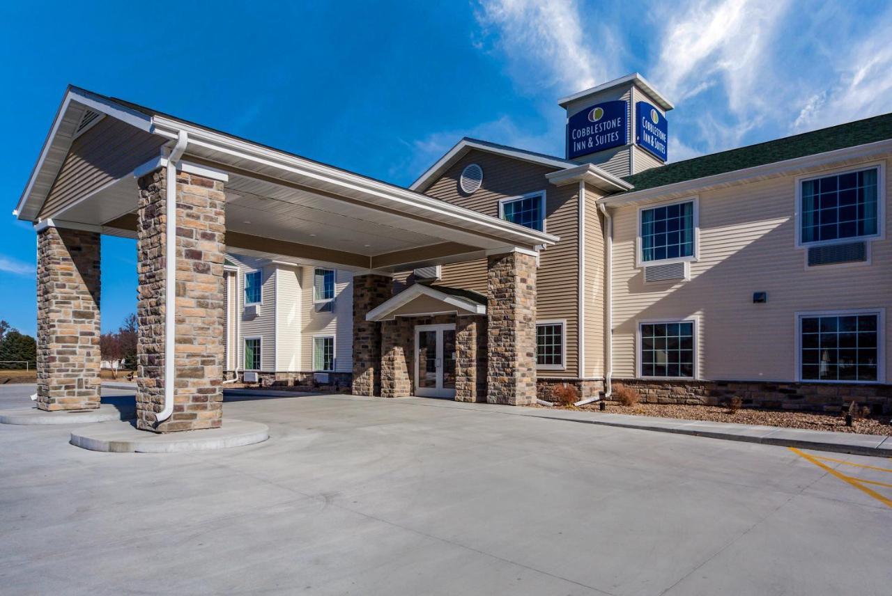 Cobblestone Inn & Suites - Holdrege Екстериор снимка