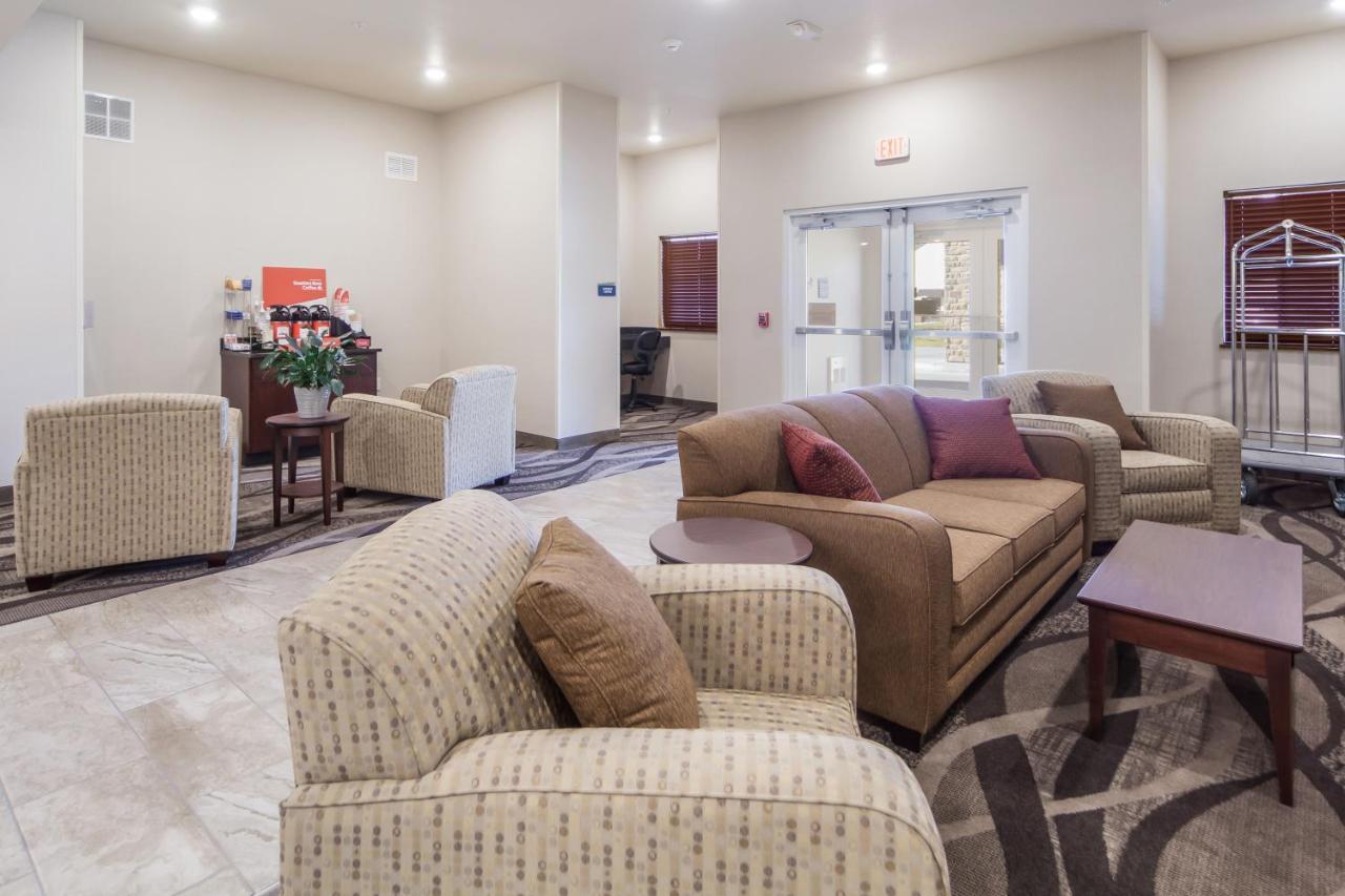 Cobblestone Inn & Suites - Holdrege Екстериор снимка